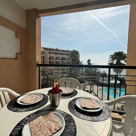 A La Bocca Avec Piscines Et Proche - Fr-1-609-33 *